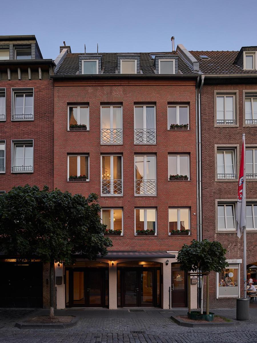 Apartment-Hotel Am Rathaus, Dusseldorf